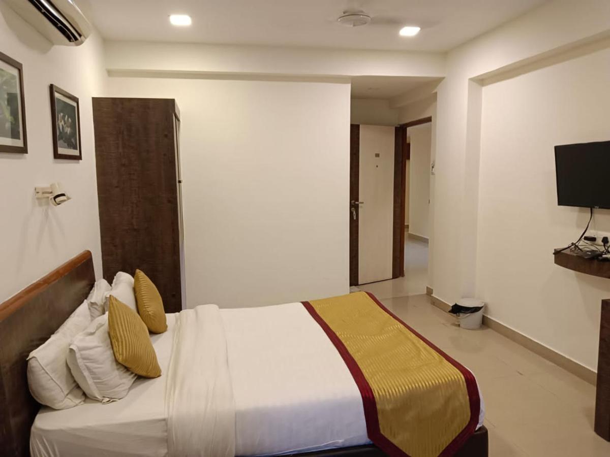 Boshan Hotels Mapusa Buitenkant foto