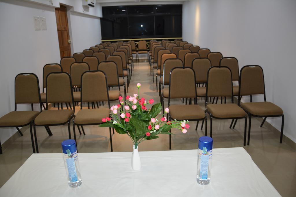 Boshan Hotels Mapusa Buitenkant foto