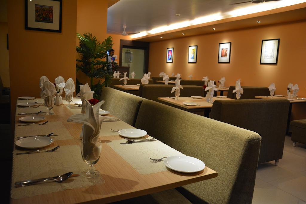 Boshan Hotels Mapusa Buitenkant foto
