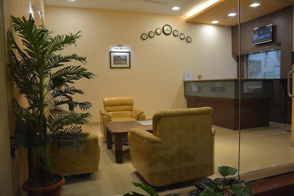 Boshan Hotels Mapusa Buitenkant foto